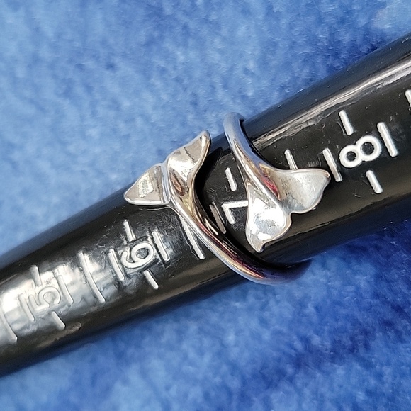 Sterling Silver Dolphin Tail Ring - Picture 5 of 6